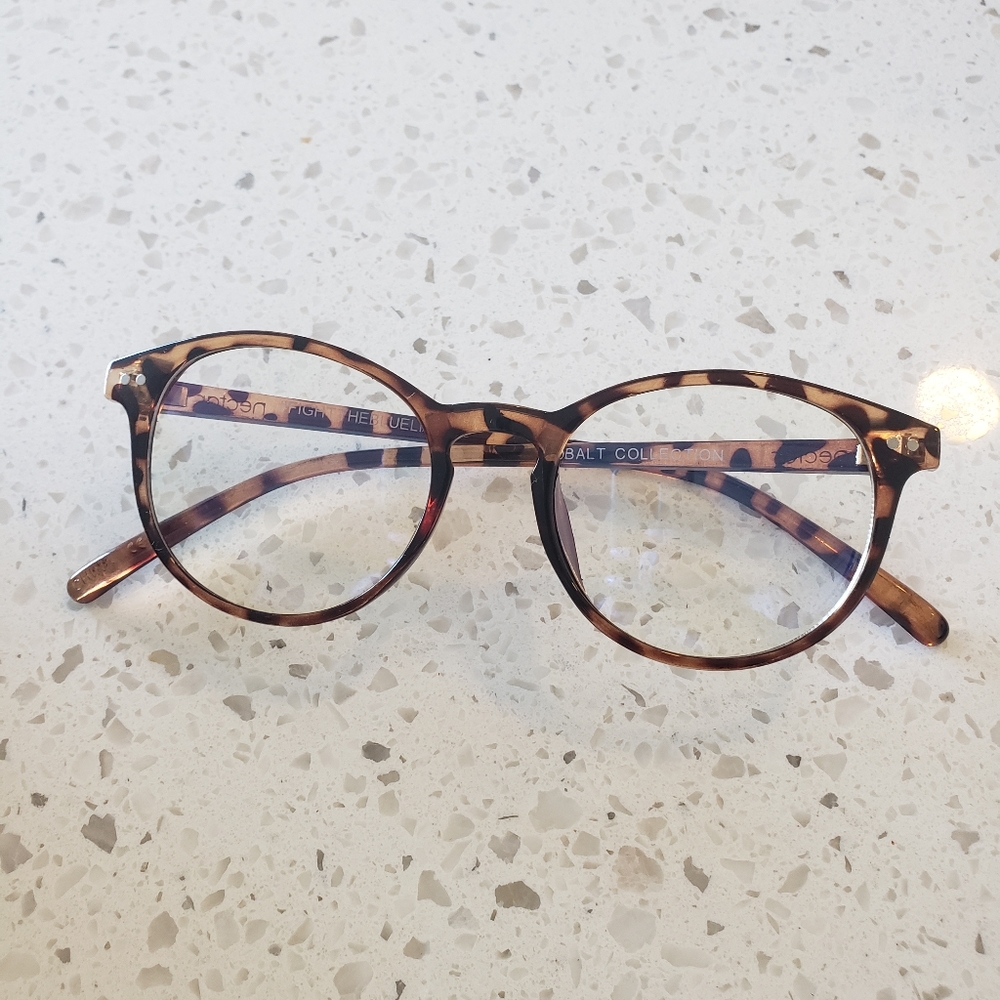 Blue light glasses
